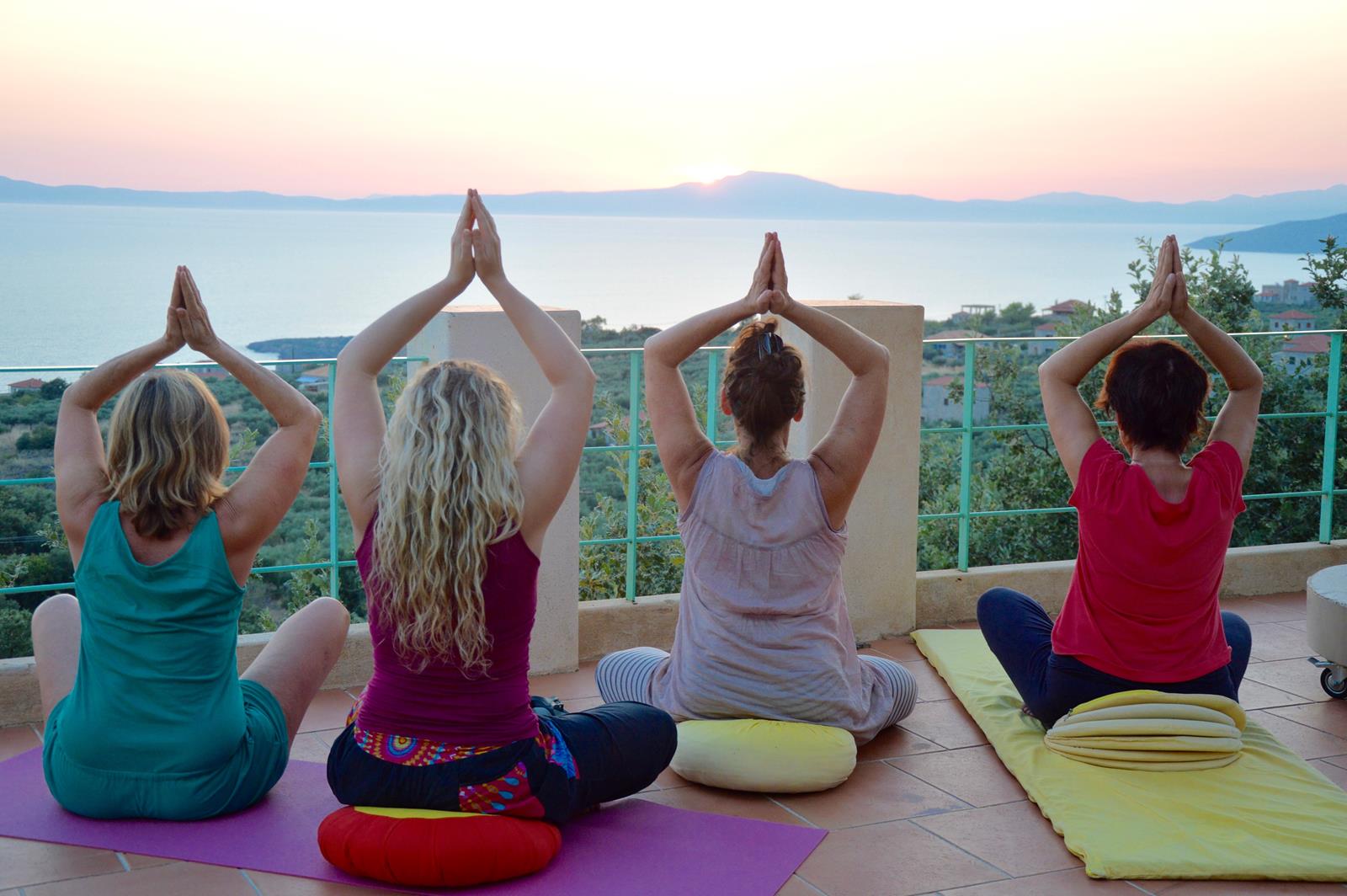 Yoga in Mani - Biohotel Mani Sonnenlink